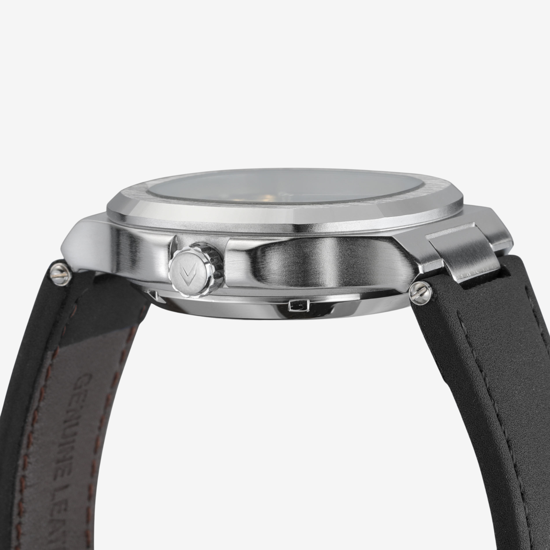 Axton Lunar Silver/Black